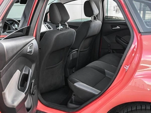 Хетчбэк Ford Focus 2012 года, 834000 рублей, Кирилловка