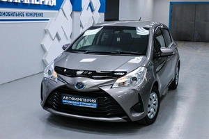 Хетчбэк Toyota Vitz 2017 года, 978000 рублей, Солонцы