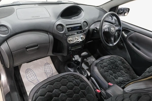 Хетчбэк Toyota Vitz 2004 года, 449000 рублей, Новокузнецк