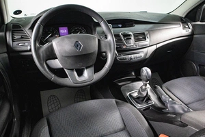 Лифтбек Renault Laguna 2008 года, 1049000 рублей, Сургут