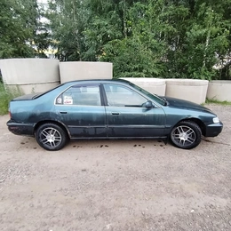 Седан Honda Accord 1996 года, 240000 рублей, Красноярск