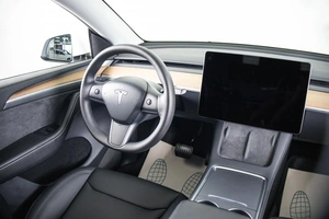 Внедорожник Tesla Model Y 2022 года, 4199000 рублей, Пермь
