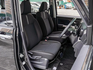 Минивэн Toyota Roomy 2020 года, 1640000 рублей, Краснодар