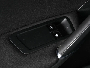 Хетчбэк Volkswagen Golf 2013 года, 1520000 рублей, Аксай