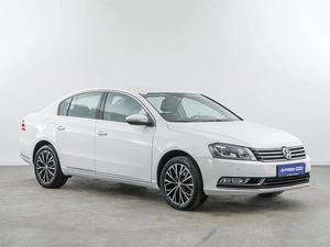 Седан Volkswagen Passat 2012 года, 1350050 рублей, Москва