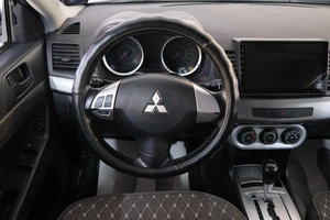 Седан Mitsubishi Lancer 2012 года, 869000 рублей, Омск