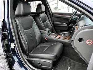 Седан Chrysler 300C 2012 года, 1699000 рублей, Волгоград