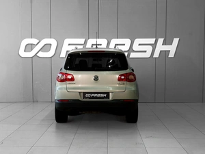 Внедорожник Volkswagen Tiguan 2010 года, 962000 рублей, Тверь