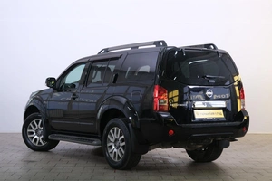 Внедорожник Nissan Pathfinder 2011 года, 1719000 рублей, Омск