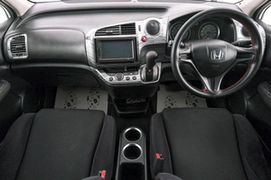 Минивэн Honda Stream 2008 года, 949000 рублей, Красноярск