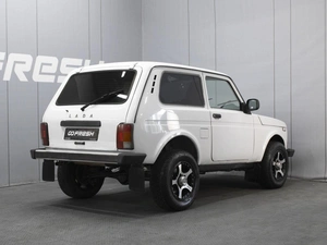 Внедорожник ВАЗ (LADA) 4x4 (Нива) 2017 года, 460000 рублей, Омск