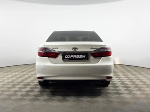 Седан Toyota Camry 2016 года, 1732100 рублей, Казань