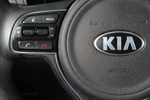 Седан Kia Optima 2015 года, 1359000 рублей, Тюмень