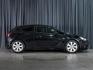 Хетчбэк Opel Astra GTC 2011 года, 840000 рублей, Волгоград