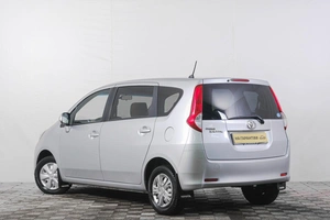 Минивэн Toyota Passo Sette 2009 года, 949000 рублей, Кемерово