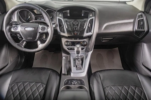 Хетчбэк Ford Focus 2012 года, 899000 рублей, Томск