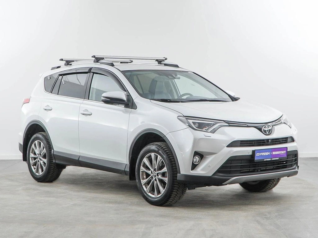 Внедорожник Toyota RAV4 2019 года, 3143444 рублей, Москва