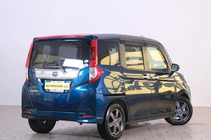 Минивэн Toyota Roomy 2017 года, 999000 рублей, Омск