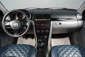 Седан Mazda 3 2006 года, 749000 рублей, Тюмень