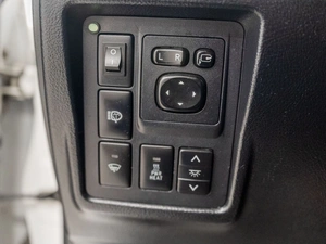 Внедорожник Toyota Land Cruiser Prado 2011 года, 2890000 рублей, Красноярск