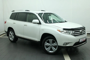 Внедорожник Toyota Highlander 2013 года, 2120000 рублей, Красноярск