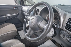 Минивэн Toyota Wish 2008 года, 999000 рублей, Томск