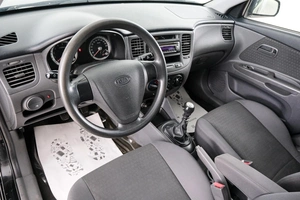 Седан Kia Rio 2006 года, 499000 рублей, Красноярск
