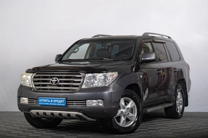 Внедорожник Toyota Land Cruiser 2011 года, 3359000 рублей, Томск