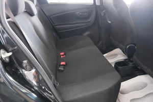 Хетчбэк Toyota Vitz 2019 года, 999000 рублей, Омск