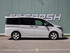 Минивэн Honda Stepwgn Spada 2018 года, 2550000 рублей, Большой Сочи