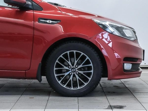 Седан Kia Rio 2015 года, 1149000 рублей, Красноярск