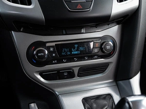 Хетчбэк Ford Focus 2012 года, 850000 рублей, Краснодар