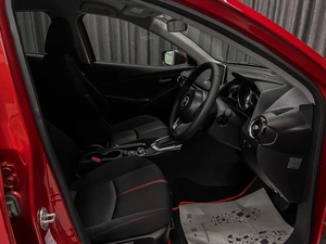 Хетчбэк Mazda Demio 2016 года, 1169000 рублей, Красноярск