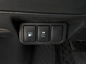 Седан Toyota Avensis 2012 года, 1370000 рублей, Краснодар