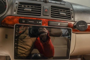 Седан Toyota Avensis 2003 года, 769000 рублей, Челябинск