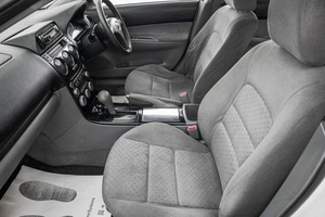 Седан Mazda Atenza 2002 года, 459000 рублей, Барнаул