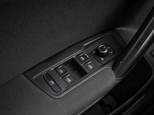 Внедорожник Volkswagen Tiguan 2019 года, 2240000 рублей, Краснодар