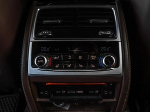 Седан BMW 7 серия 2019 года, 6177000 рублей, Тюмень