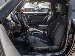 Хетчбэк MINI John Cooper Works 2019 года, 2730000 рублей, Краснодар