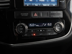 Внедорожник Mitsubishi Outlander 2016 года, 1899000 рублей, Тюмень