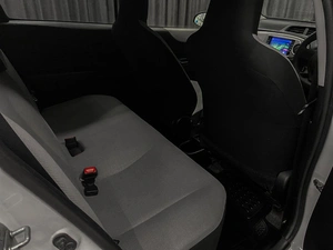 Хетчбэк Toyota Vitz 2012 года, 679000 рублей, Красноярск