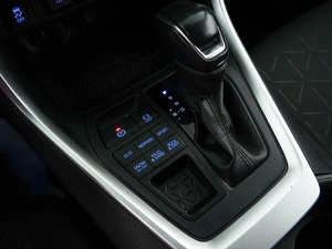 Внедорожник Toyota RAV4 2020 года, 3090900 рублей, Москва
