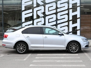 Седан Volkswagen Jetta 2011 года, 899000 рублей, Волгоград