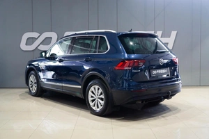 Внедорожник Volkswagen Tiguan 2017 года, 2229000 рублей, Петрозаводск