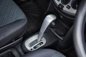 Хетчбэк Nissan Note 2012 года, 649000 рублей, Красноярск