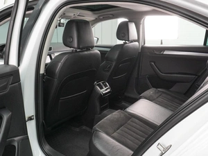 Лифтбек Skoda Superb 2015 года, 1429000 рублей, Воронеж