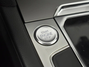 Седан Volkswagen Passat 2019 года, 1820100 рублей, Казань