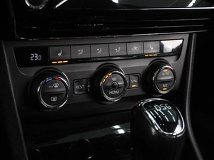 Лифтбек Skoda Superb 2015 года, 1429000 рублей, Воронеж