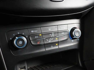 Универсал Ford Focus 2015 года, 999000 рублей, Воронеж