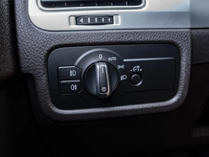 Внедорожник Volkswagen Touareg 2016 года, 2989000 рублей, Краснодар